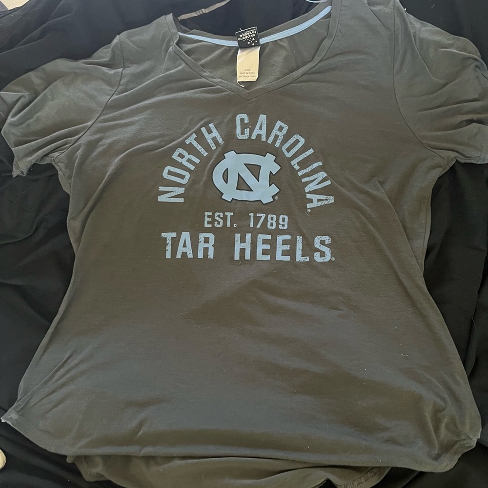 North Carolina Tar Heels Women's Scoop Neck T-Shirt Light Blue on Charcoal Grey
